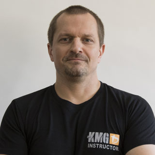 https://www.kravmaga.be/wp-content/uploads/2019/11/Nicolas-Villette-320x320.jpg