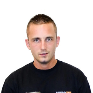 https://www.kravmaga.be/wp-content/uploads/2020/02/nicolas-devroe-320x320.jpg